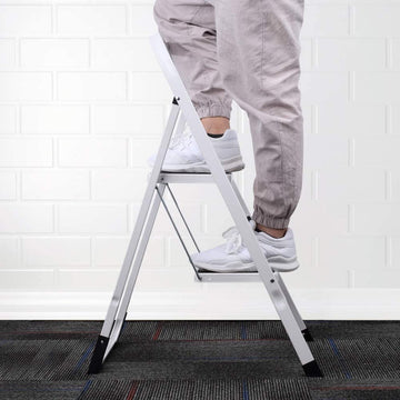 Huishoudtrap – small ladder – kitchen step – household step – mini ladder