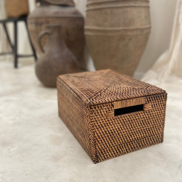 Rotan opbergmand donker met deksel - opbergdoos - opbergbox - 35 cm x 25 cm x 16 cm