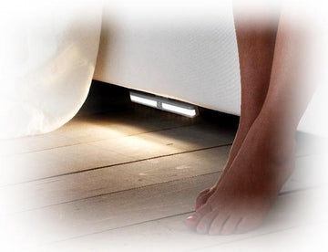 Bed LED verlichting met sensor 2 stuks - uitstapverlichting - bedlamp - nachtlamp - instelbare brandduur - Kunsstof - 3400K Wit licht - 1,6 cm - RVS