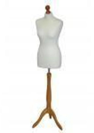 Damespaspop Ecru met houten essen driepoot.