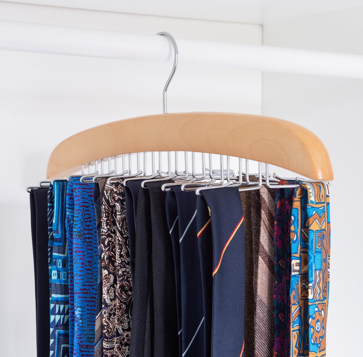 Eleganca Houten Stropdashanger – Stevige Stropdassenhouder – Multifunctionele Stropdassenrek – Kast Organizer – Voor Stropdassen, Sjaals of Kleine Accessoires – Kledinghanger – Houtkleur - 24 Haken