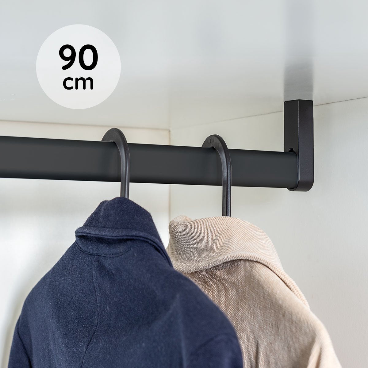 Eleganca kledingstang 90 cm – Extra zware kleding roede – Montage onder plank – Inclusief 2 extra stevige metalen eindhouders – Geschikt voor zware kleding, buigt niet door – Mat Zwart
