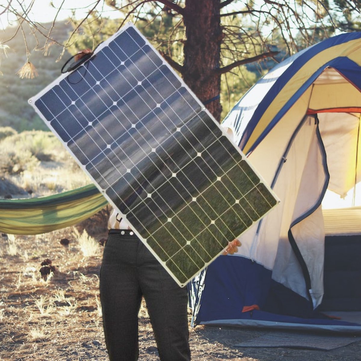 Compleet 100W zonnepaneel pakket - Plug and Play voor Camper - Boot - Caravan - Schuur - Aan te sluiten op accu