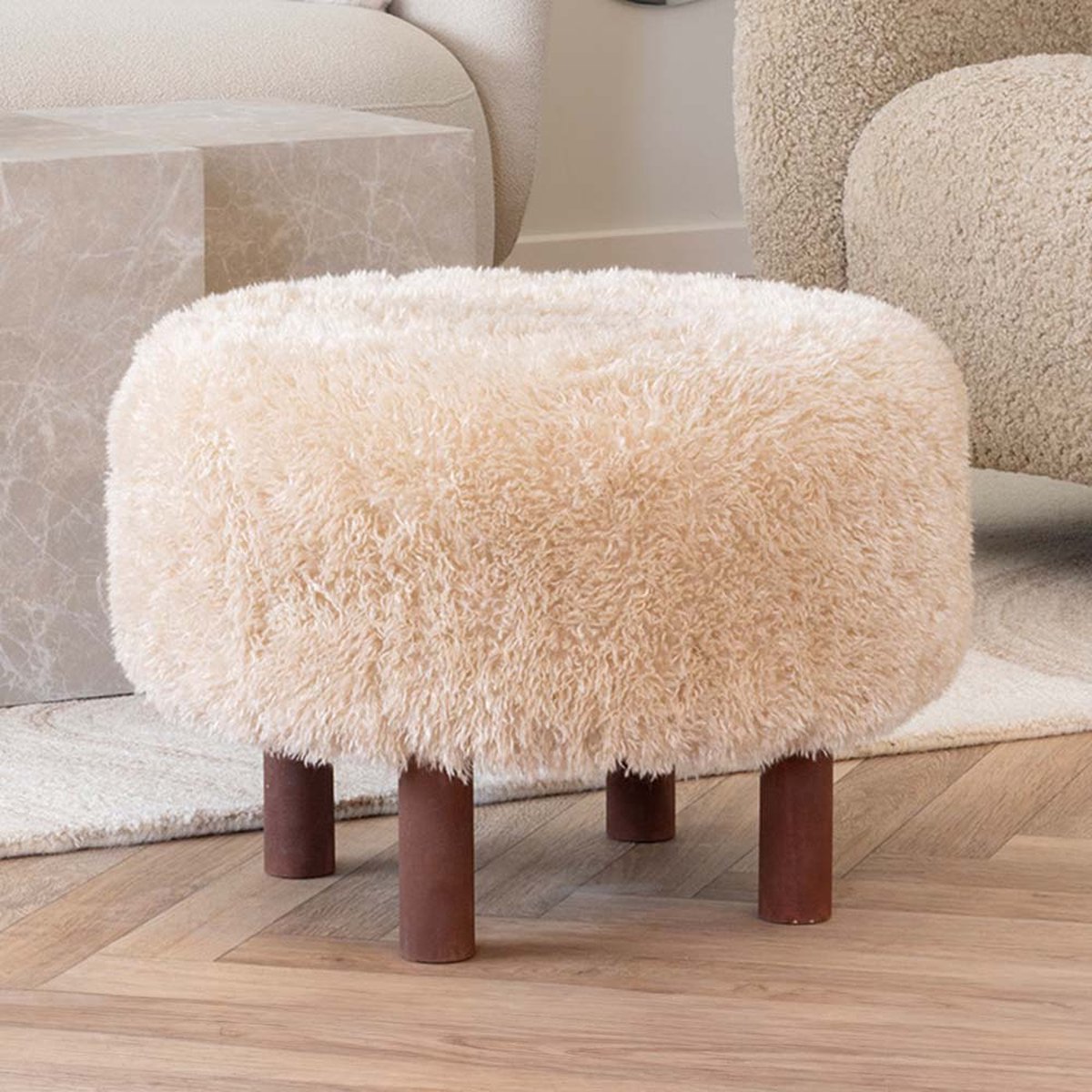 Fluffy Poef Minna Licht Bruin