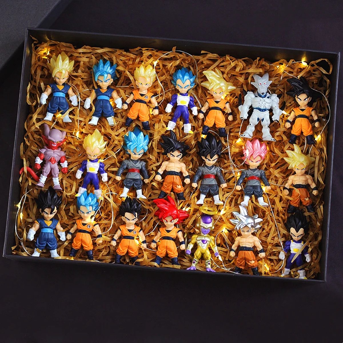 Dragon Ball Z - Set van 21 Anime Figuren - Super Saiyan Son Goku Anime Figure Son Gohan Vegeta Broly Piccolo Majin Buu - 7 t/m 13 cm