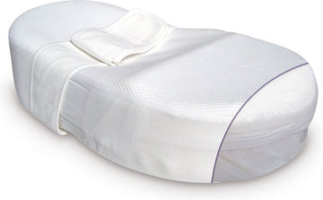 Redcastle Cocoonababy met laken wit