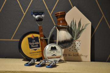 Bamboe scheerset deluxe - Scheermesjes - Cadeau voor hem
