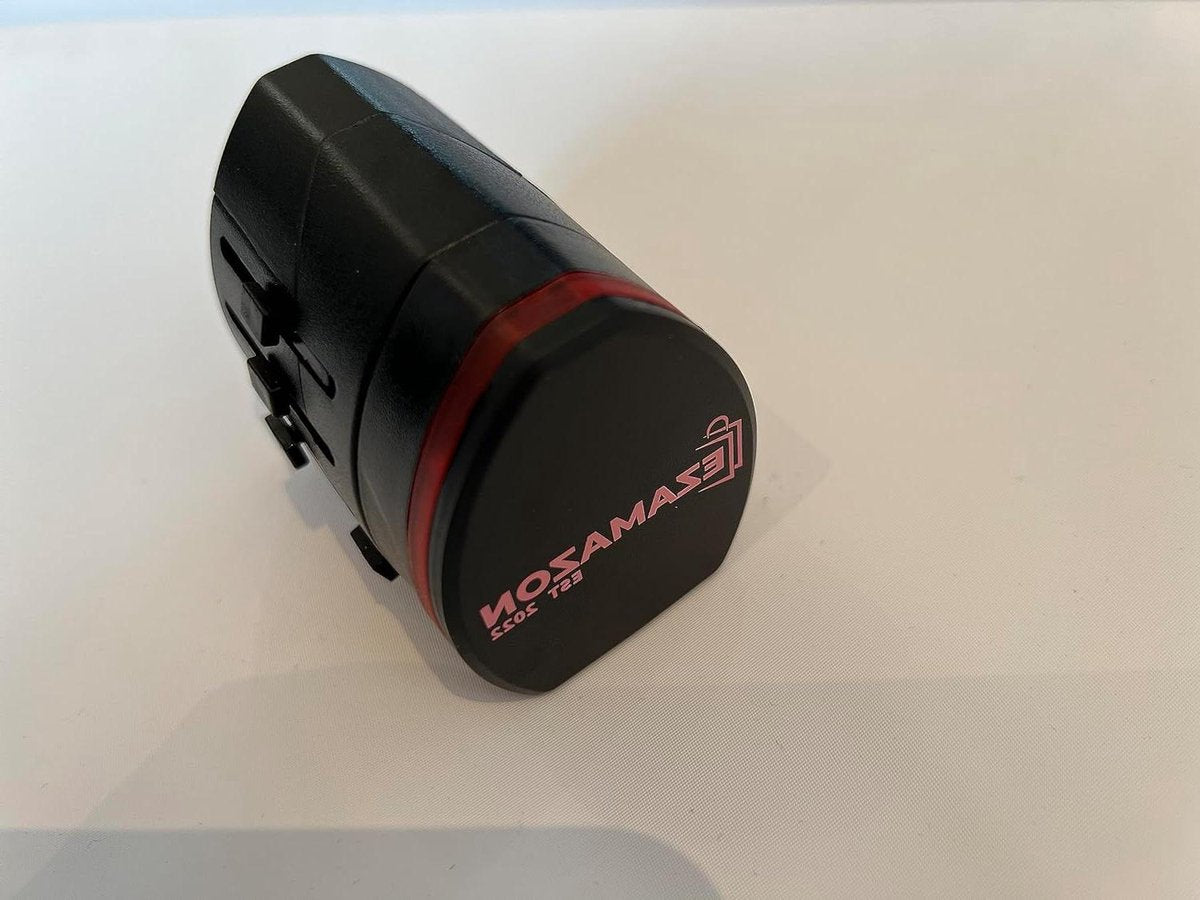 Universele reisadapter stekkeradapter voor meer dan 200 landen - EU/UK/USA/AUS - met 2 USB-poorten